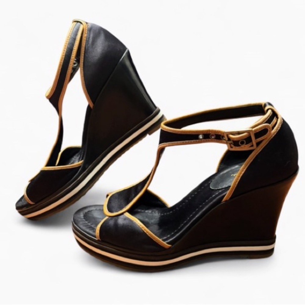 VINTAGE COLE HAAN AIR RICKI NIKE Wedge Sandals Women’s SZ 8 Black & Tan T-Strap
